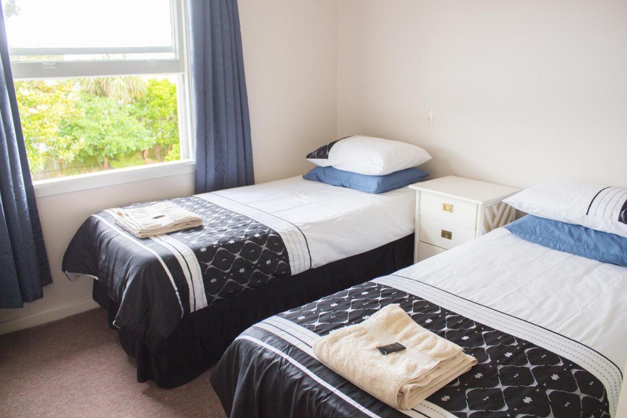 The Pier Lodge Bed And Breakfast Christchurch Extérieur photo